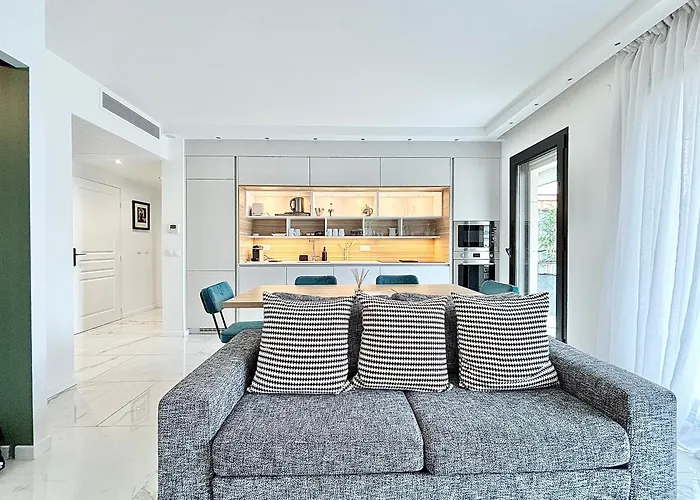 2 Bedrooms - 2 Bathrooms - Vc8 Lägenhet