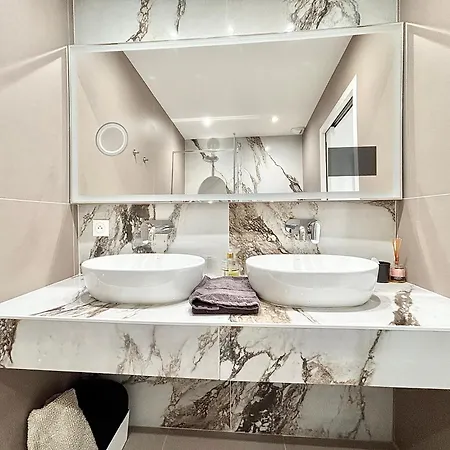 2 Bedrooms - 2 Bathrooms - Vc8 아파트 *