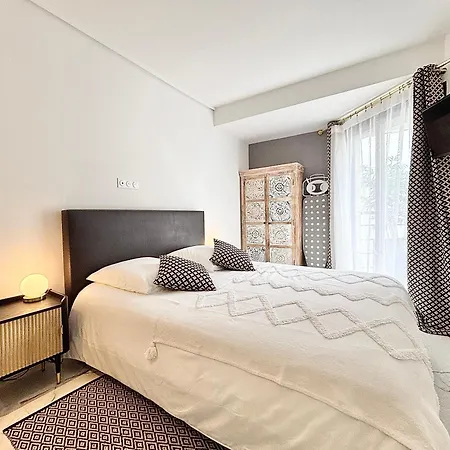 2 Bedrooms - 2 Bathrooms - Vc8 *