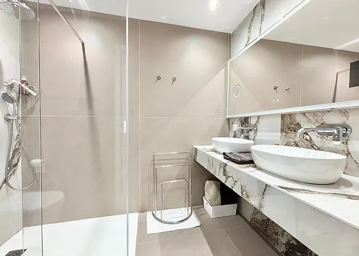Apartment 2 Bedrooms - 2 Bathrooms - Vc8